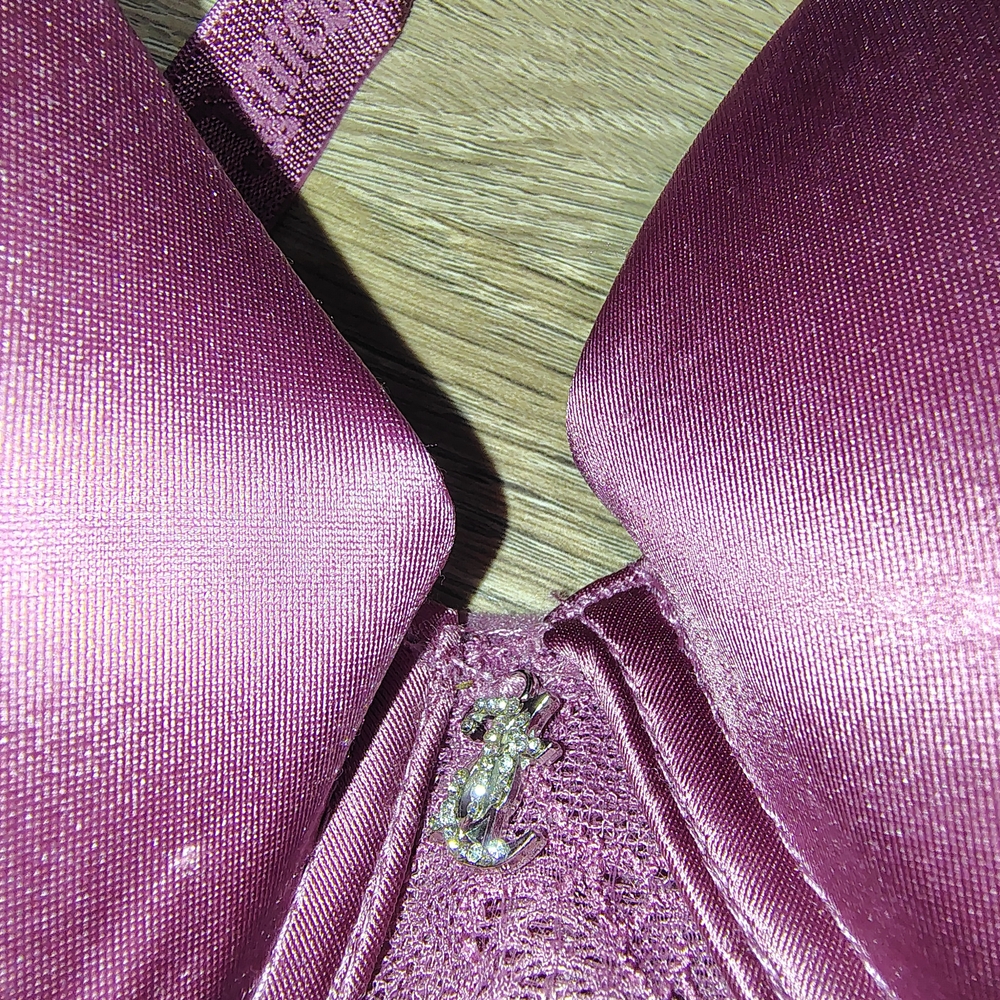 Set Of 2 Ladies Size 36C Sexy Bling Logo Pink And Purple Bras - Picture 3 of 5